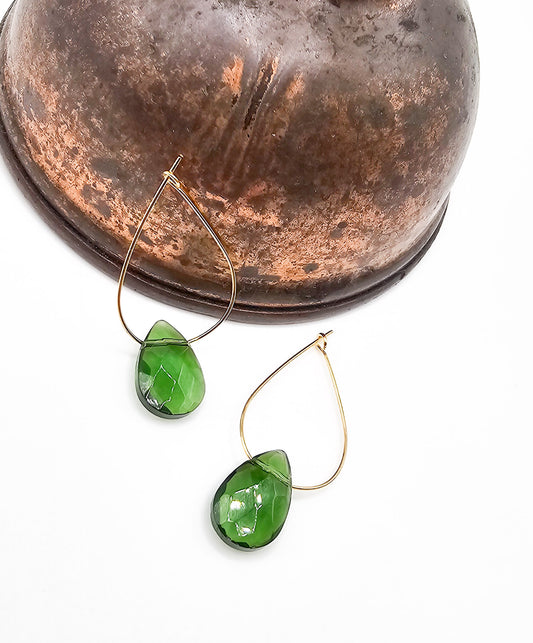 Green glass peridot teardrop briolette earrings.